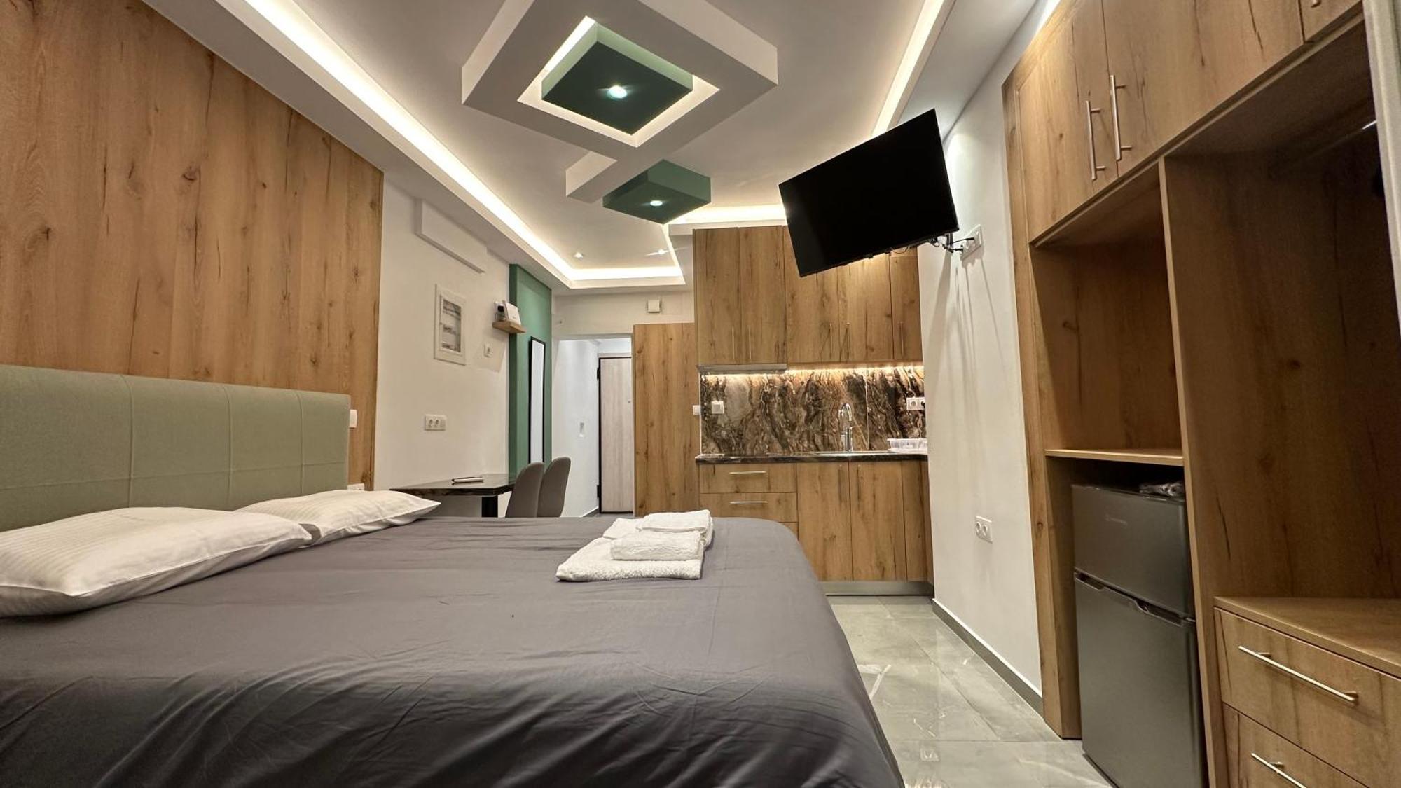Luxury Semi Basement Apartment With Terrace Athén Kültér fotó